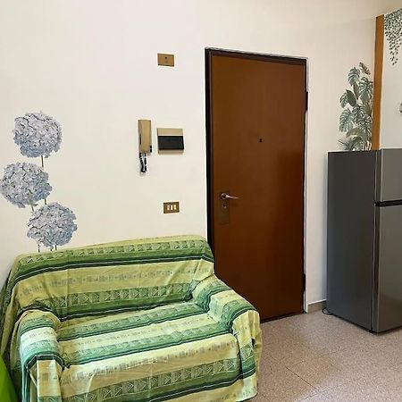 La Tana Moderna Apartment Piacenza Luaran gambar