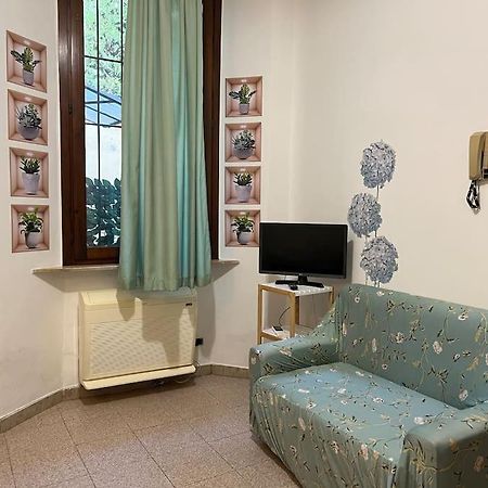 La Tana Moderna Apartment Piacenza Luaran gambar